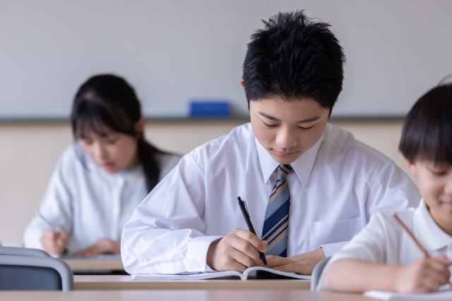 子どもの猫背整体